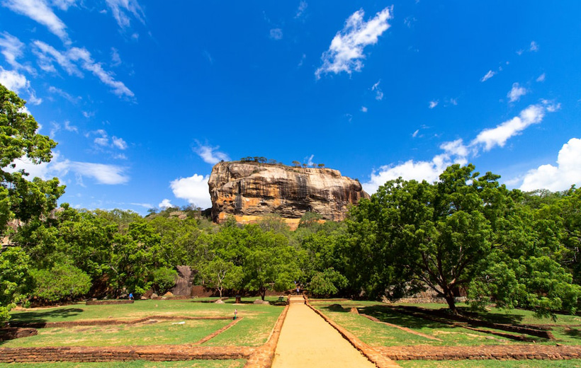 Sigiriya / Wildlife Safari